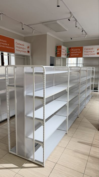 Продаются витрины для магазина