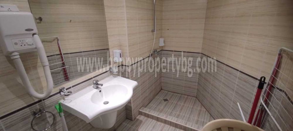 Продава се Двустаен апартамент в к.к. Слънчев бряг - 66 кв.м за 894 €/кв.м - Снимка #12