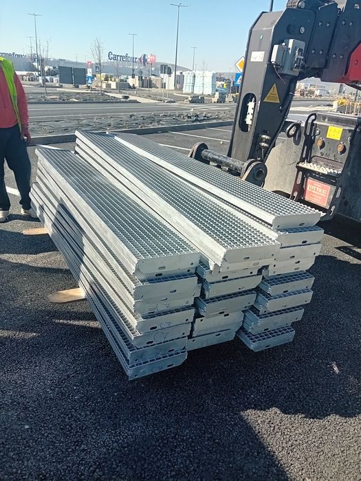 Trepte zincate 120 lungime