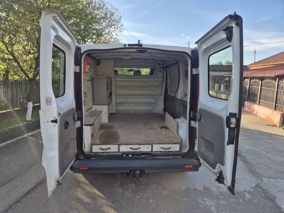 Vând Renault Trafic 2,0 TDCI //116 CP// Fab  06/03/2014 //Euro 5//
