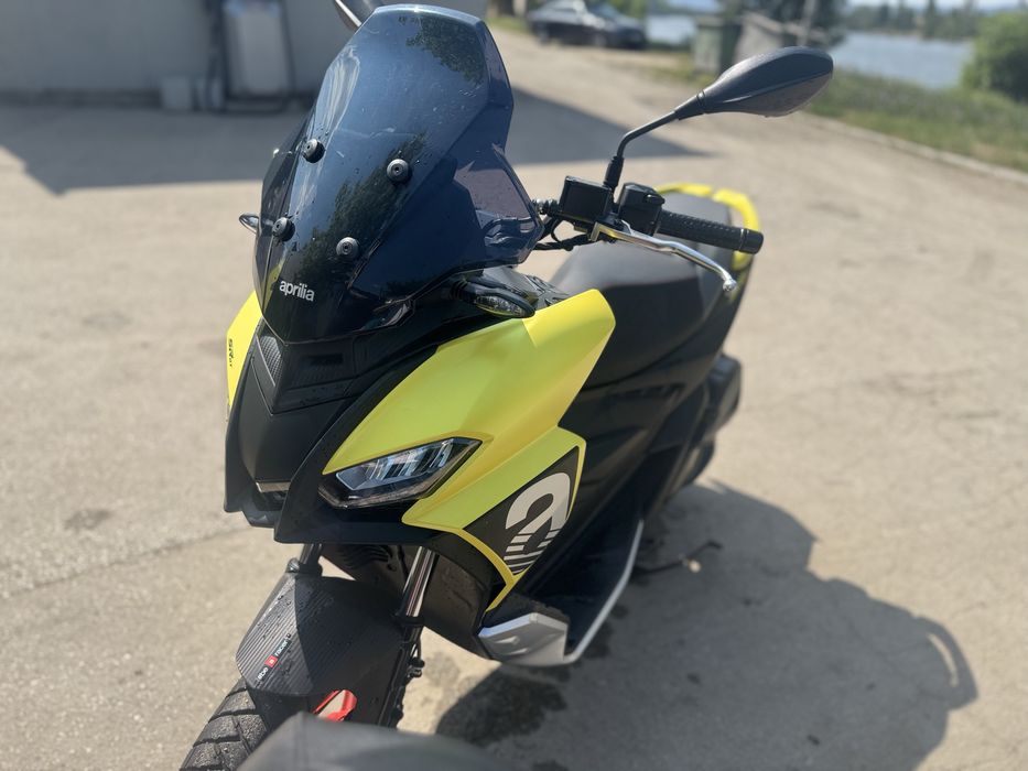 Aprilia SR GT SPORT 200