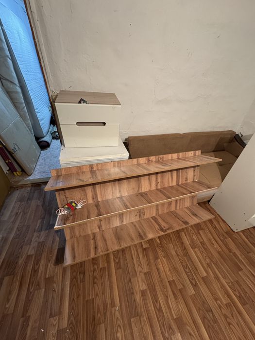 Продоется ветрина для сумок