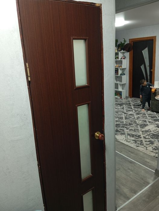 Продам межкомнатные двери