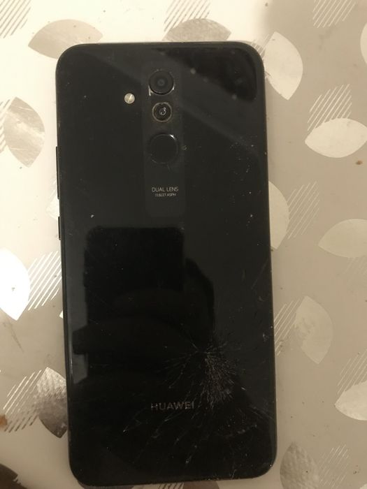 Heawei mate 20 lite, 64гб