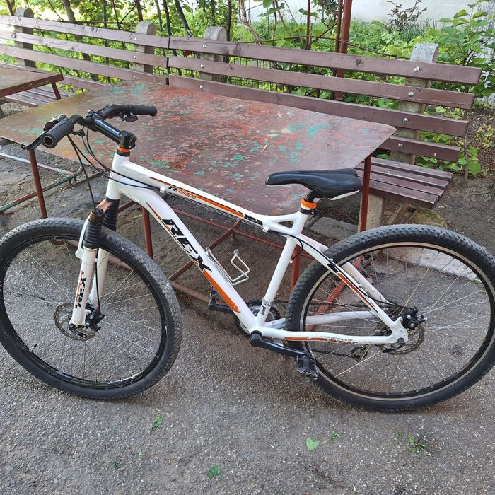 Vând bicicleta  REX RMS