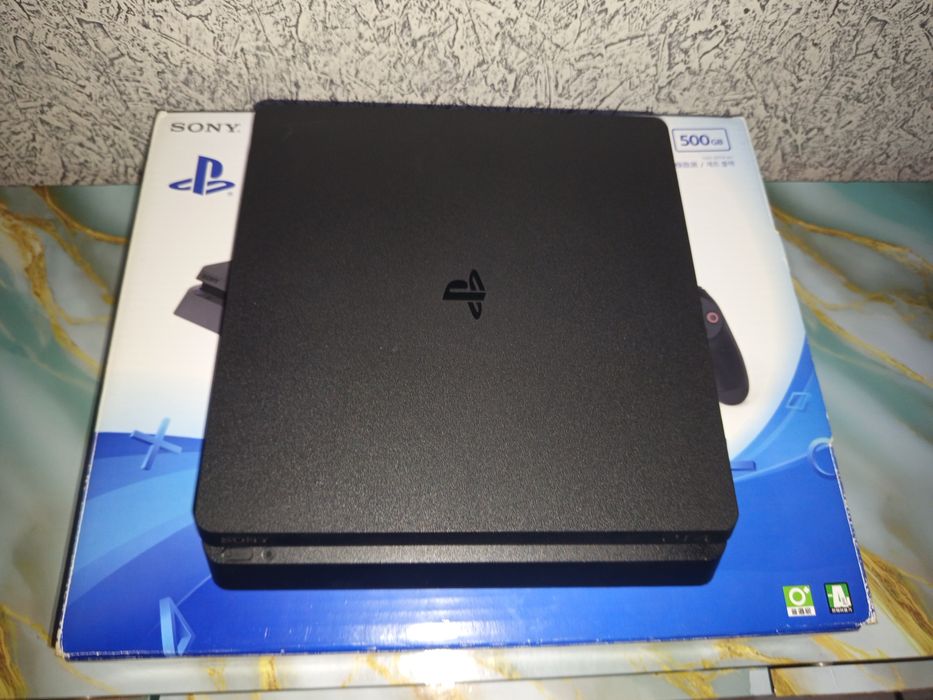 Play Station 4 slim 500gb