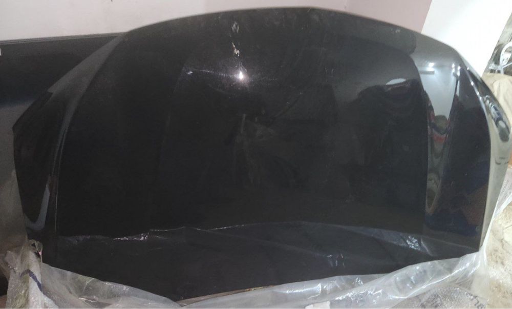 Monza kapot qora radnoy