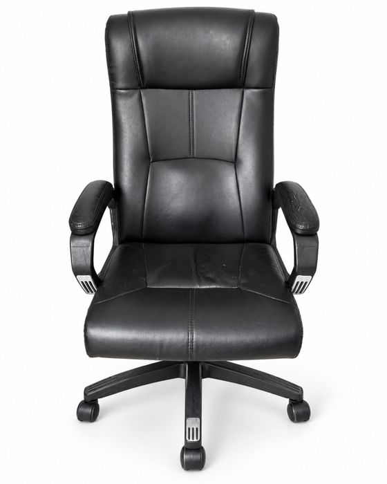 Офисное кресло по 5000