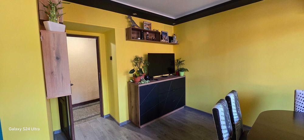 Продава се Тристаен апартамент в Монтана, Идеален център - 92 кв.м за 1552 €/кв.м - Снимка #8