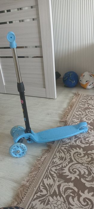 Самокат детский на 4-6 лет