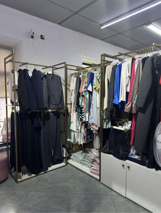 Продам магазин женской одежды