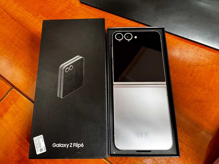 Samsung Galaxy Z Flip6 256GB