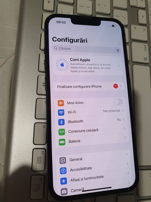 Vând iPhone 13 PRO  liber de rețea