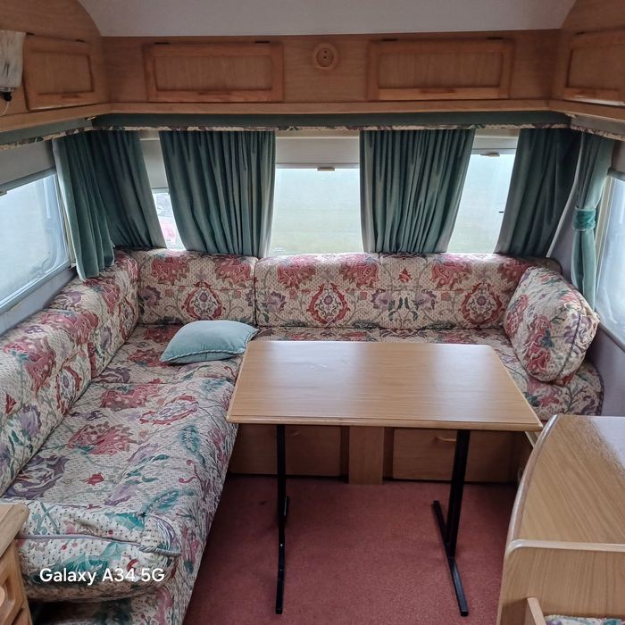 Vând rulota elddis 2003 neinmatriculata 3 zone 5 pers