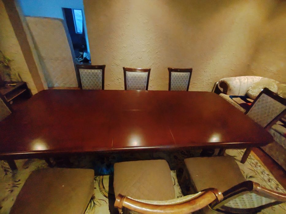 Продам стул с стульями