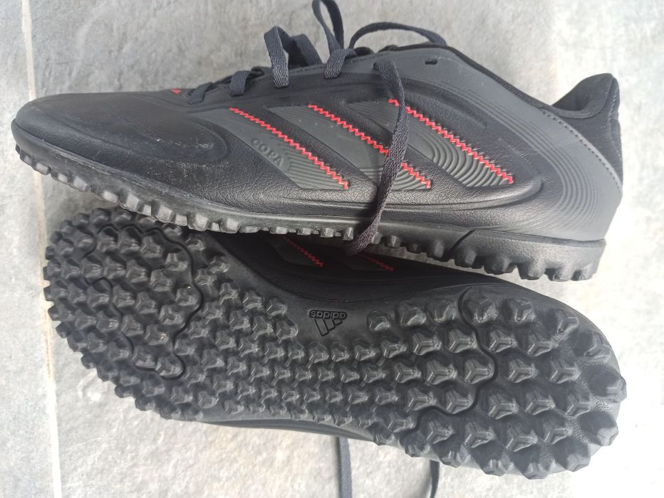 Adidași fotbal 43