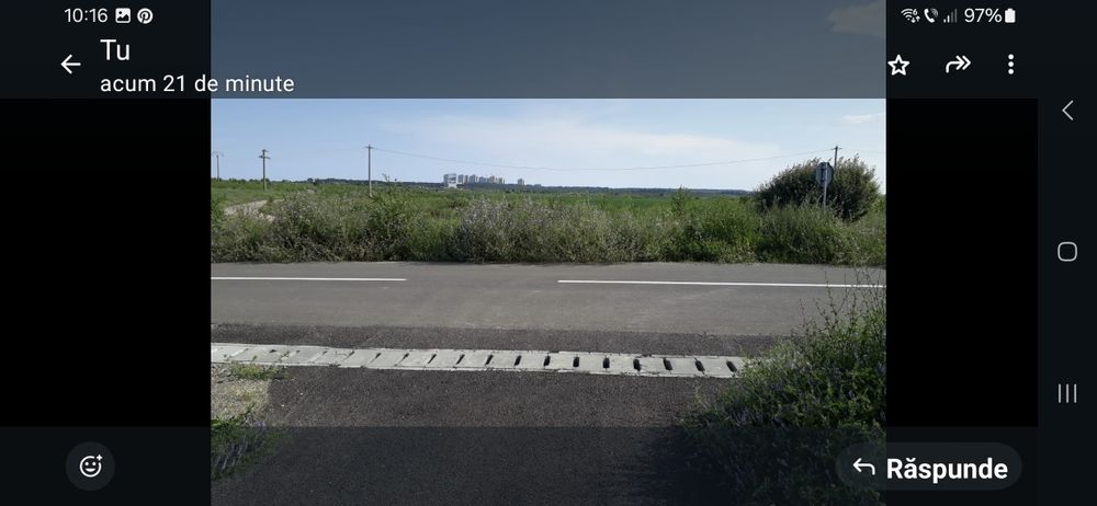 Vând teren extravilan 27000 m2 în comuna 23 August jud Constanța, la 900 m distanta de mare