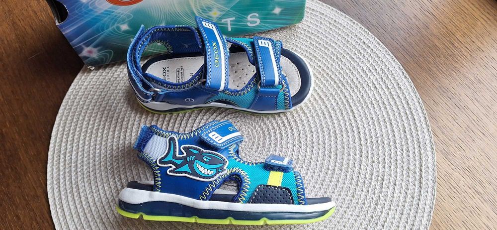 Нови сандали на Geox и Superfit - н. 26