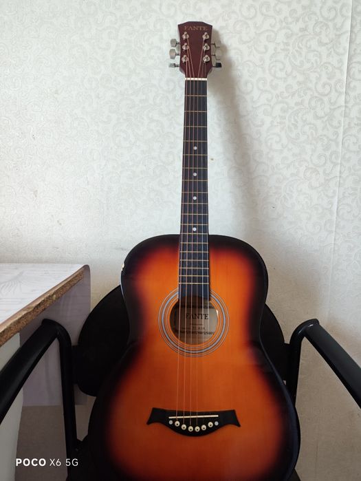 Продается гитара