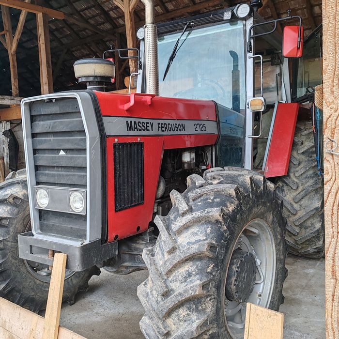 Massey Ferguson 2725