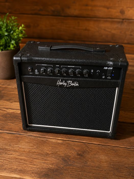 Amplificator HARLEY BENTON HB-20R. Nou.