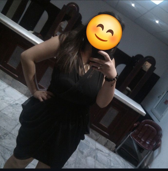 Черна къса рокля