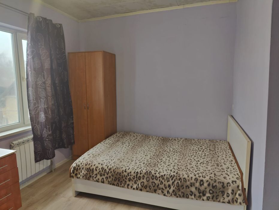 Сдам пол дома в аренду