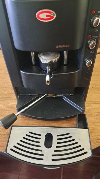 Vînd aparat de cafea cu pastile Grimac-Italia