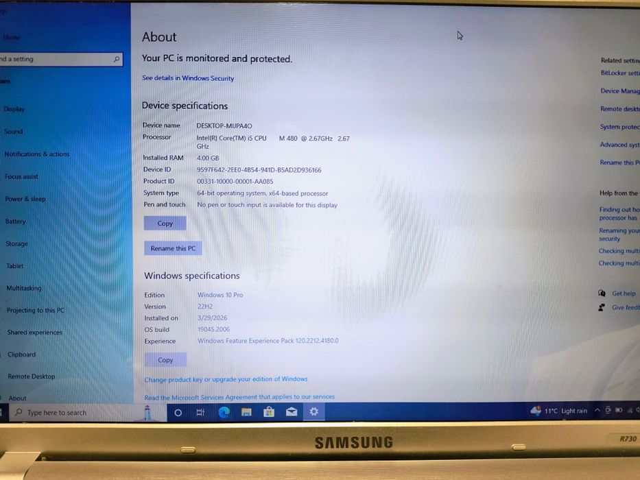 Vând laptop Samsung R730