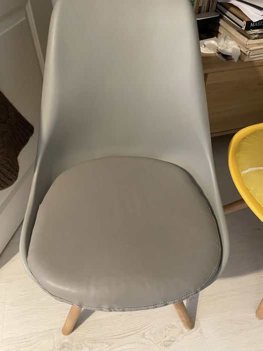 Scaune bucatarie scandinave, 2 bucati