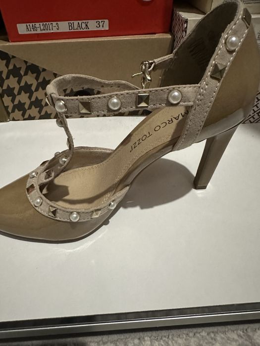 Женская обувь (туфли, босоножки Timberland) — 36, 37 размер