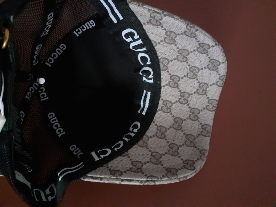 Ptr.tineri/adolescenți,vând șapcă originală GUCCI,Made in Italy