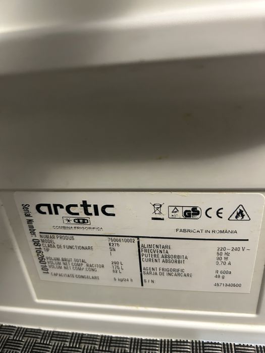 Vand frigider cu congelator 290 litri