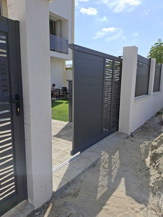 Портална, гаражна врата с плъзгане, порта