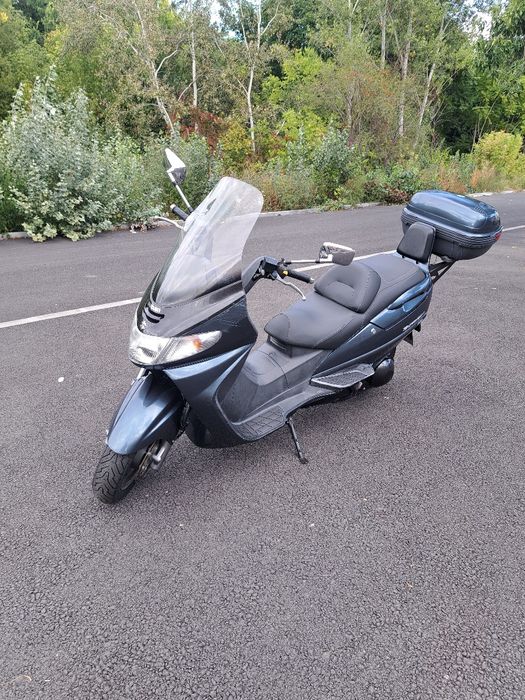 Suzuki Burgman inmatriculat