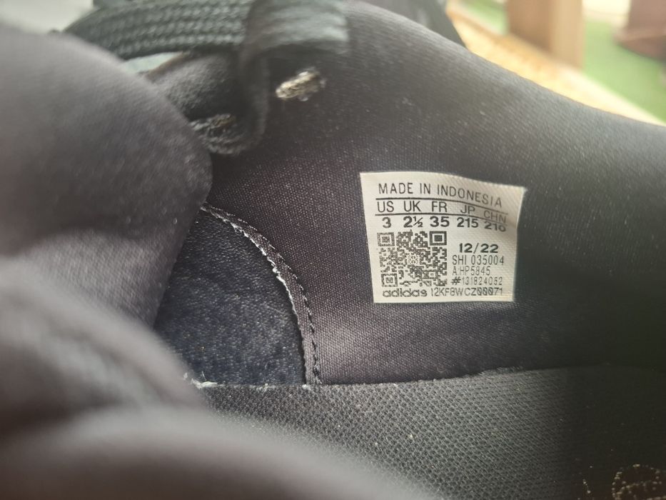Маратонки Adidas 35 размер маратонки SHAQ 35
