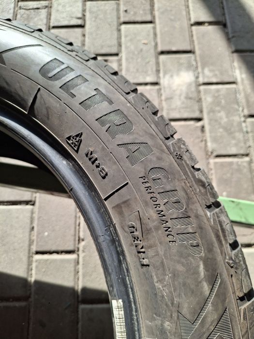 2 Anvelope de iarnă 235 55 r18 Goodyear