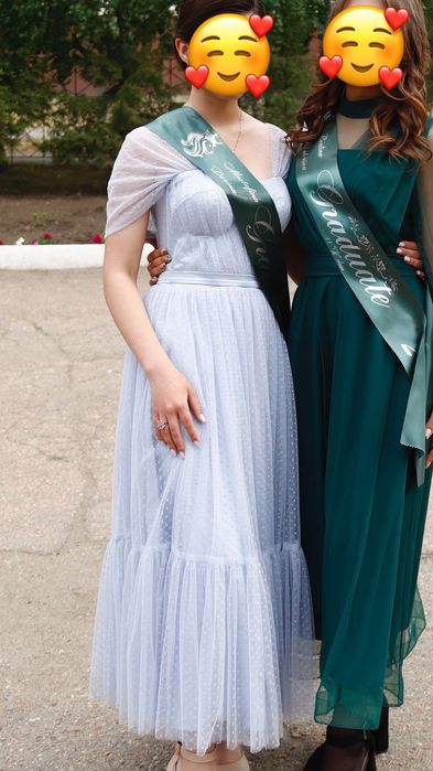 Вечернее платье, длина миди