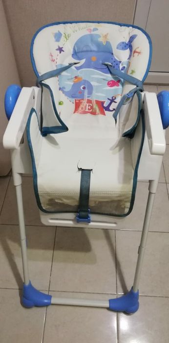 Детский  столик для кормления