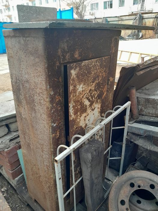 Сейф ,труба асбест,антенна орбита