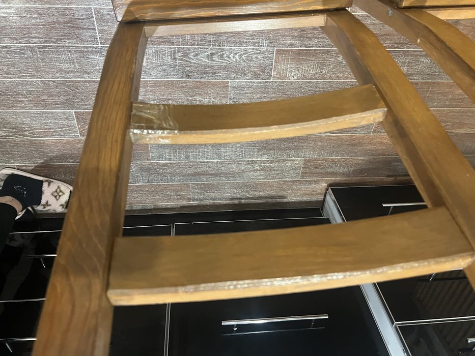 Продам Стол со стульями ( IKea )