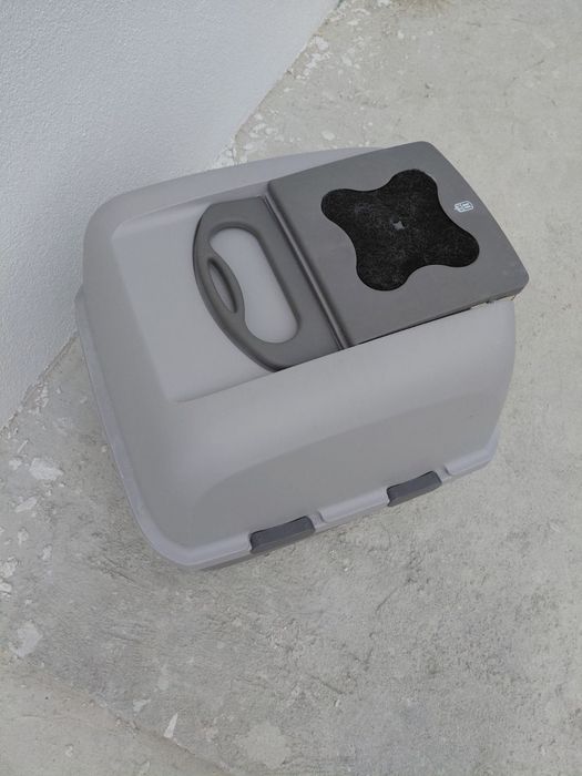 Котешка тоалетна Cat it