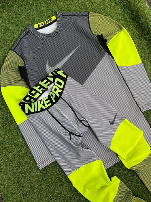 Мъжки спортен екип : Nike Pro Hyperwarm Compression S-M