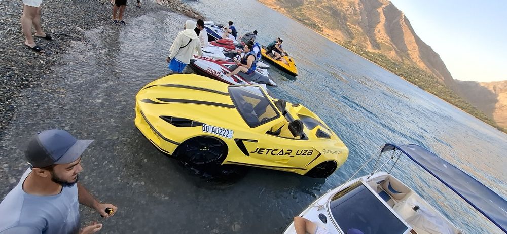 Jetcar sotiladi xolati yaxshi kamchiliklari yuq!