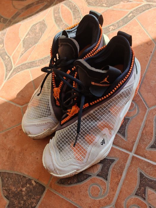 Adidași Jordan 43