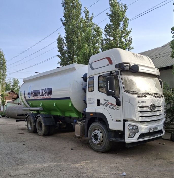 Ёмкост сотилади 27,500 литрли