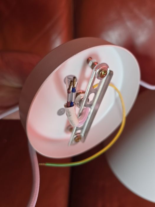 Пендел , стоманен със естествена кожа