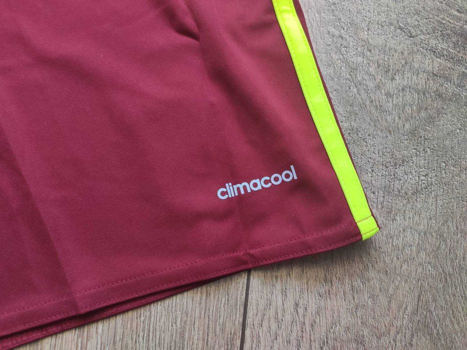 Оригинални мъжки къси панталони Adidas футболни шорти Адидас