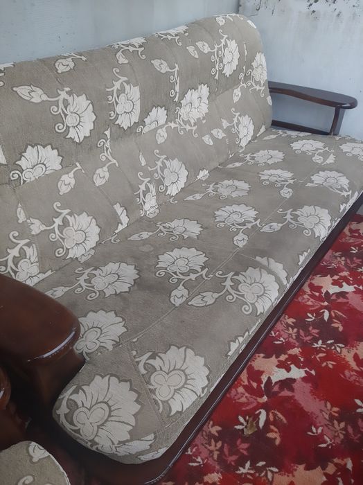 Продам комплект мебели