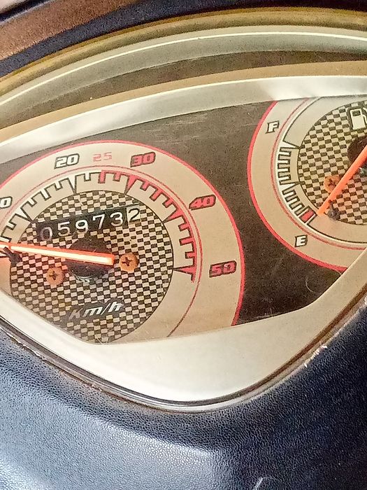 Скутер спорт 49 куб.